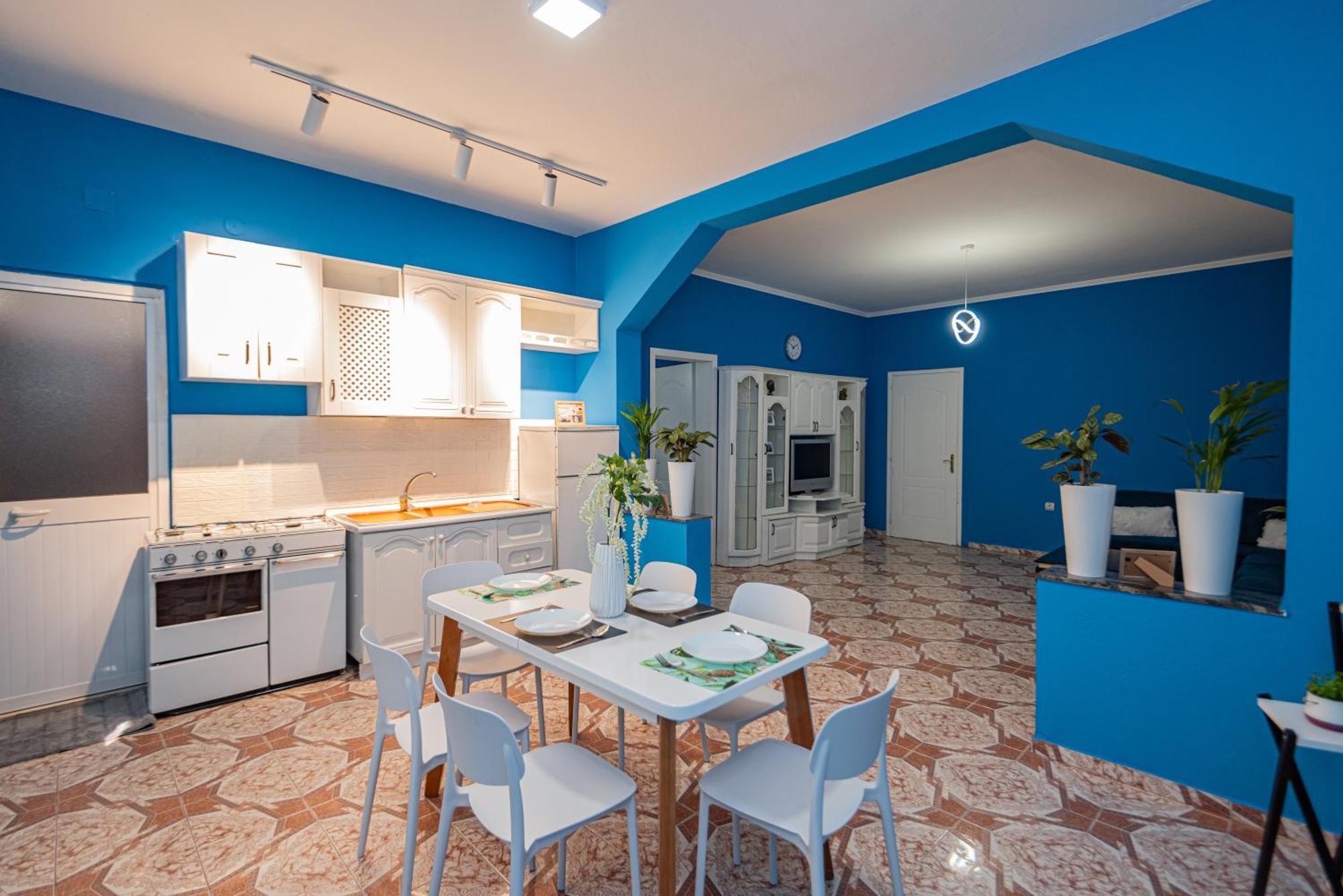 Al3 Apartment